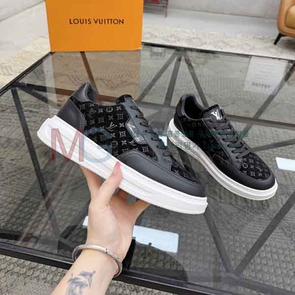 ���� ���̺��� ����Ŀ�� LV577320-4