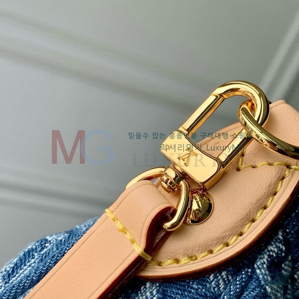 ���̺��� ����Ʈ �븮 M13571-1