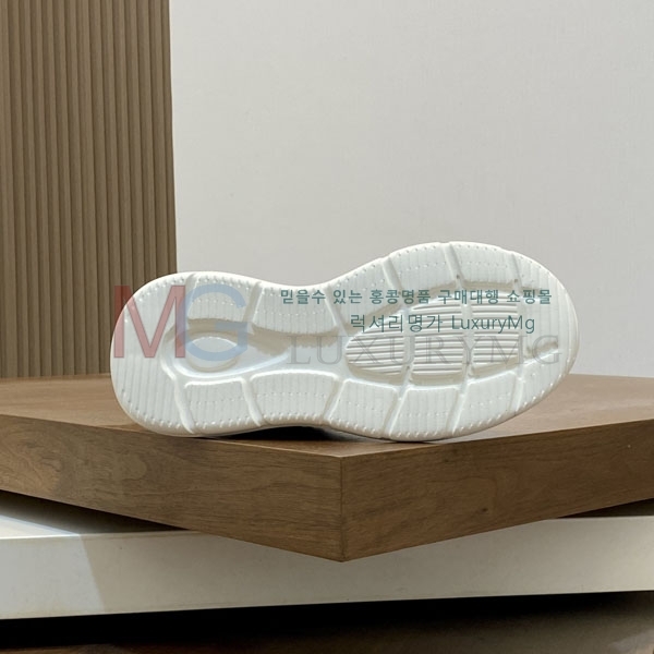 ���� ��**�� ����Ŀ�� MN5870705-5