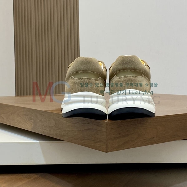 ���� ��**�� ����Ŀ�� MN5870705