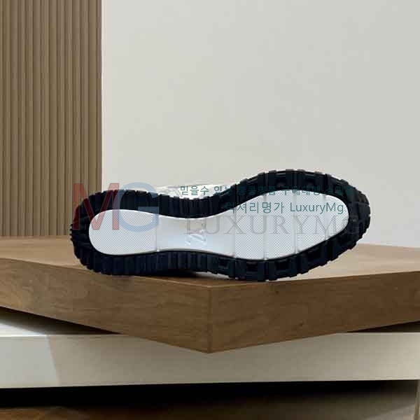 ���� ���̺��� ����Ŀ�� LV599082-1