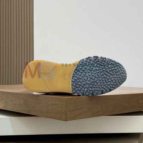 ���� ���ڷ� ��ġ�ڸ� ����Ŀ�� BC276666-1