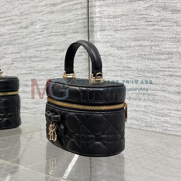 ��� ����Ƽ �̴� ��� M15400-1