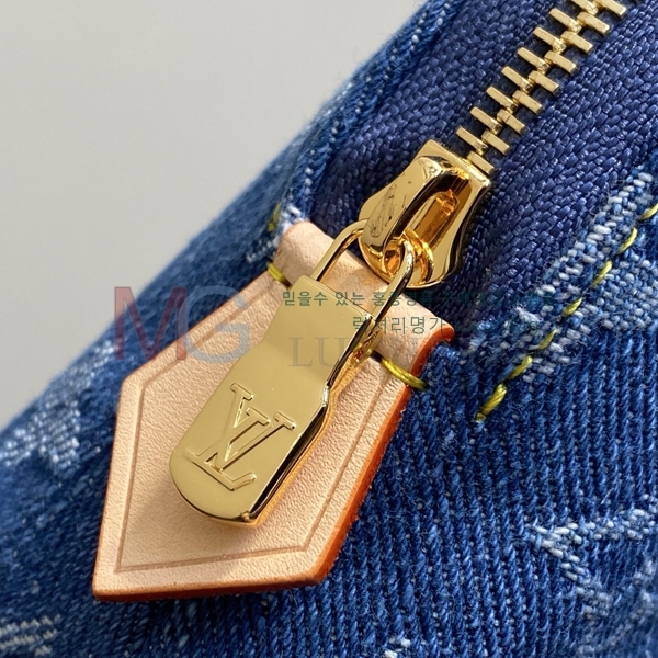 ���̺��� �ڽ���ƽ �Ŀ�ġ M28050-3