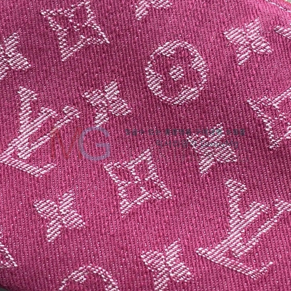 ���̺��� �ڽ���ƽ �Ŀ�ġ M28050-1