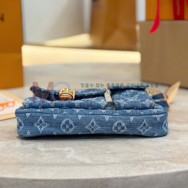 ���̺��� ����Ʈ �Ǽ����� ī�� ���� M27602-1