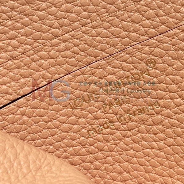 ���̺��� ���� ���� M27670-1