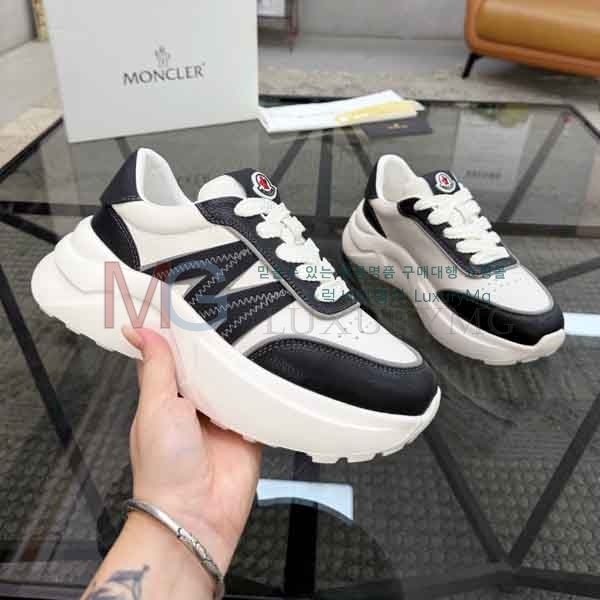 ���� ��**�� ����Ŀ�� M2N61180
