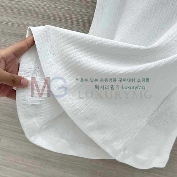 ���� �̿�̿� ���� Ƽ���� MU4653730-3