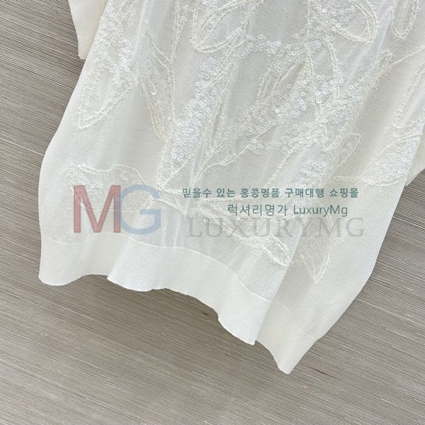 ���� ���ڷ� ��ġ�ڸ� ���� Ƽ���� BC15634502-8