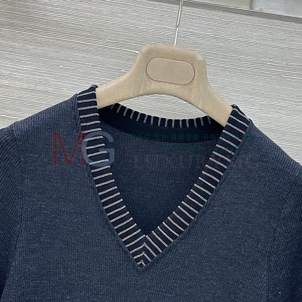 ���� ���ڷ� ��ġ�ڸ� ���� Ƽ���� BC2350623-3