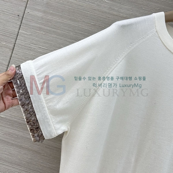 ���� ���ڷ� ��ġ�ڸ� ���� Ƽ���� BC2350623-8