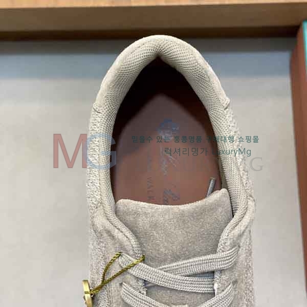 ���� �η�**�� ����Ŀ�� 3LP5666081-4