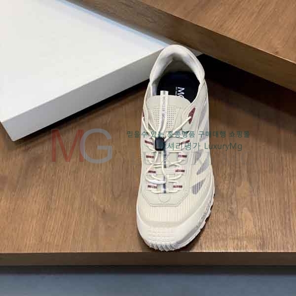 ���� ��**�� ����Ŀ�� M8887054-6