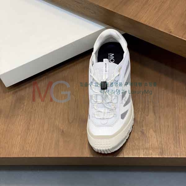 ���� ��**�� ����Ŀ�� M8887054-3