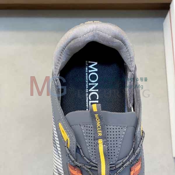 ���� ��**�� ����Ŀ�� M8887054-5