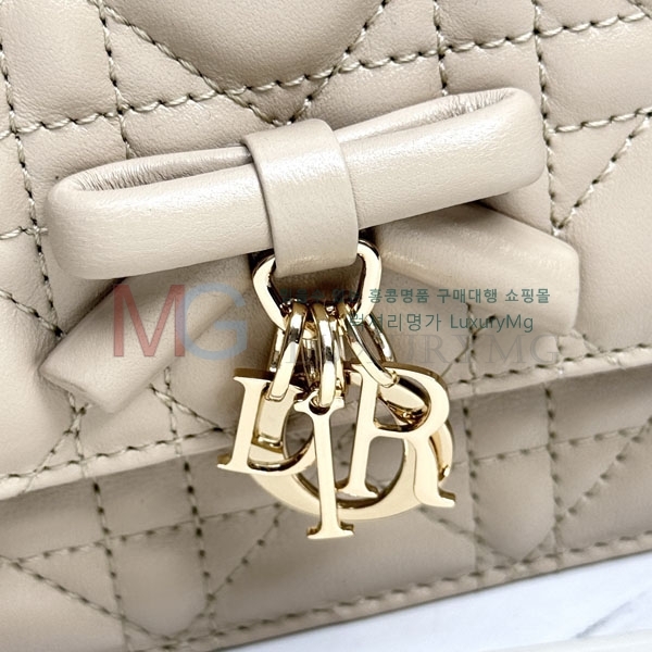 ��� ���� ��� �� �̴� ��� S05550-15