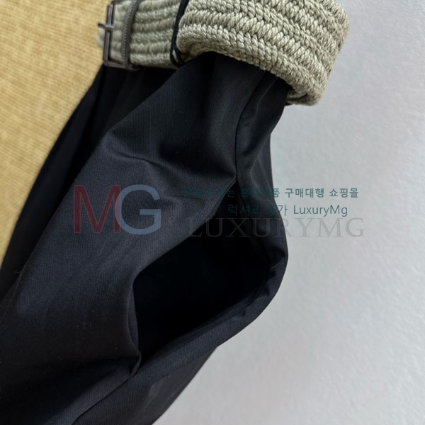 ���� ���ڷ� ��ġ�ڸ� ���ǽ� BC3334603-3