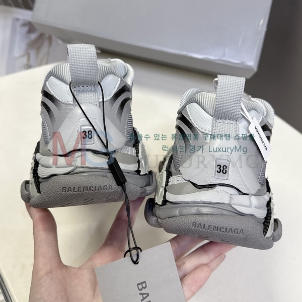 �������� �߷��þư� ����Ŀ�� BA81171-2