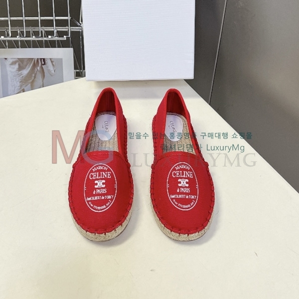 ������ �����ĵ� �÷����� SS477809-3