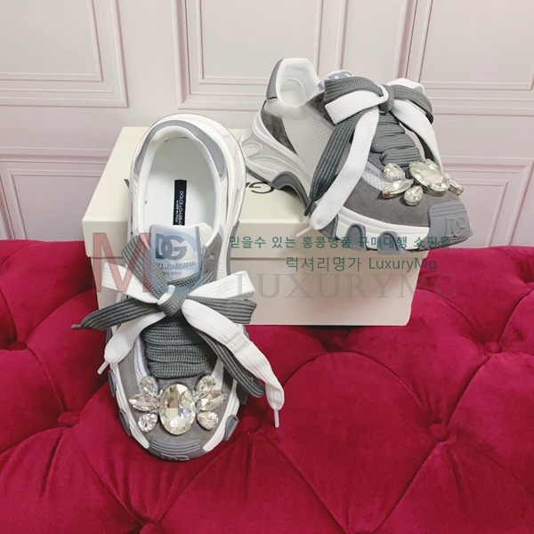 �������� ��ü�ذ��ٳ� ����Ŀ�� DG2666081-1