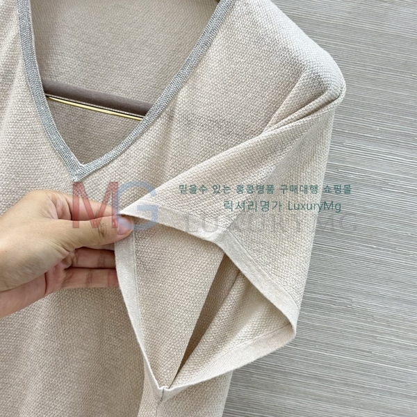 ���� ���ڷ� ��ġ�ڸ� ���� Ƽ���� BC2346477-7