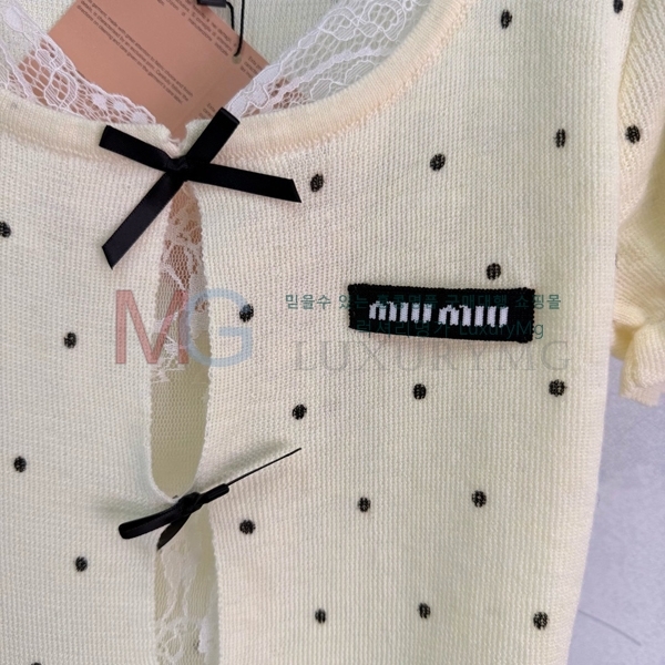 ���� �̿�̿� ���� Ƽ���� MU4568803-2
