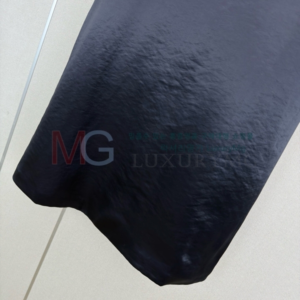 ���� �̿�̿� ���ǽ� MIU4356435-5