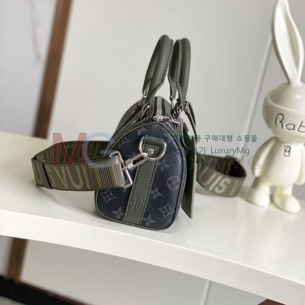 ���̺��� Ű�� �ݵѸ��� 25 M28638-1