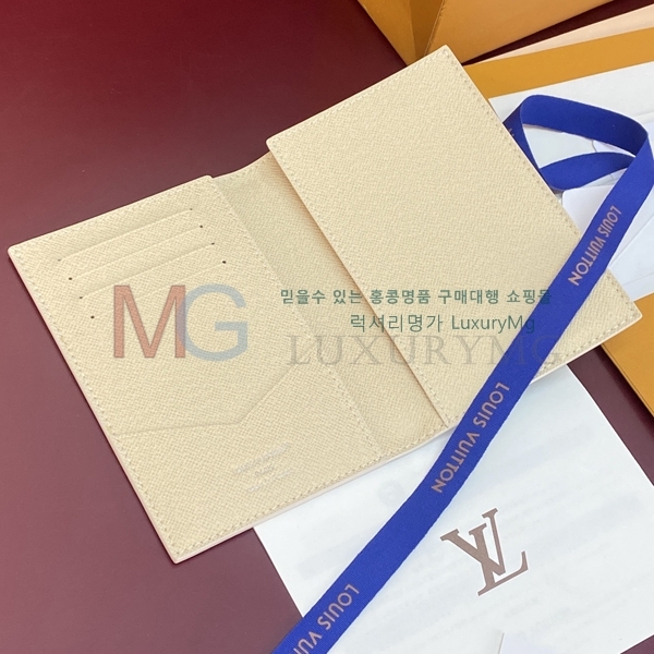 ���̺��� �н���Ʈ Ŀ�� �������� M2A349-1