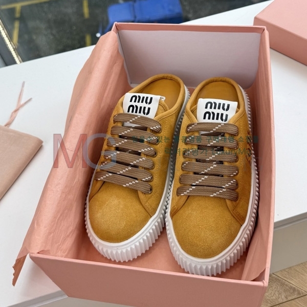 ���� �̿�̿� �� ����Ŀ�� MIU011706-1