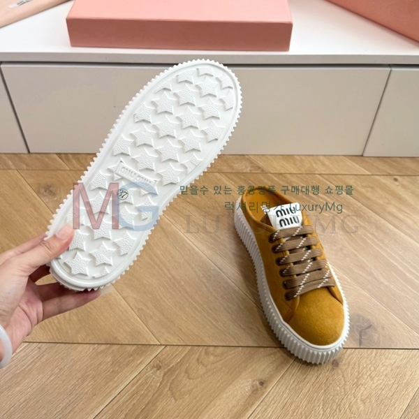 ���� �̿�̿� �� ����Ŀ�� MIU011706-1