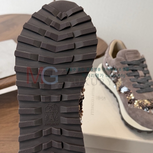  ���� ���ڷ� ��ġ�ڸ� ����Ŀ�� BC570772