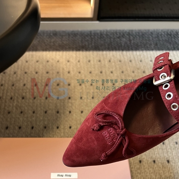 ���� �̿�̿� �÷����� MIU00652-2