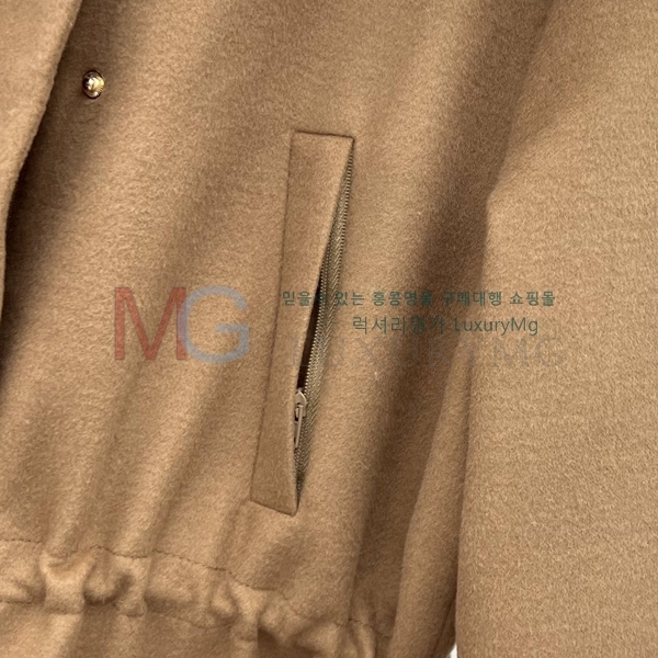 ���� �η�**�� Ż���� ���� �ٿ� �е� LP5670343-2