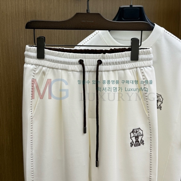���� ���ڷ� ��ġ�ڸ� ��Ʈ 23436694-1