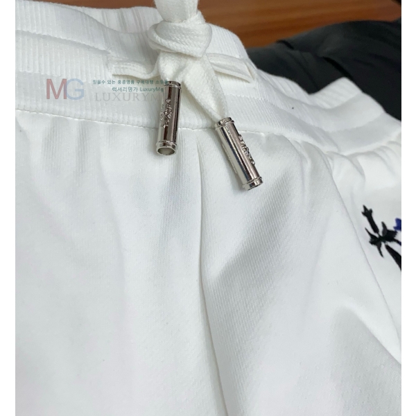 ���� ũ������ �ݹ��� 23436562-1