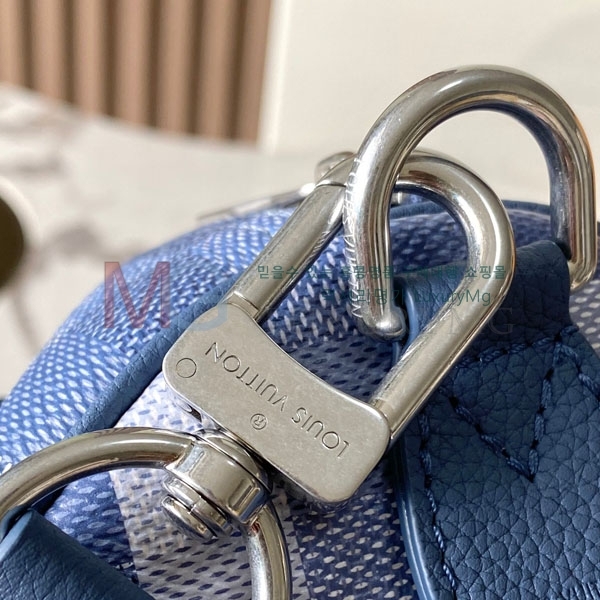 ���̺��� ���ǵ� ����Ʈ 30 M28978-20