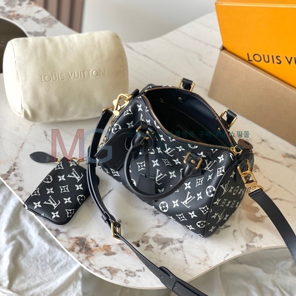 ���̺��� ���ǵ� P9 �ݵѸ��� 25 M2A407-100