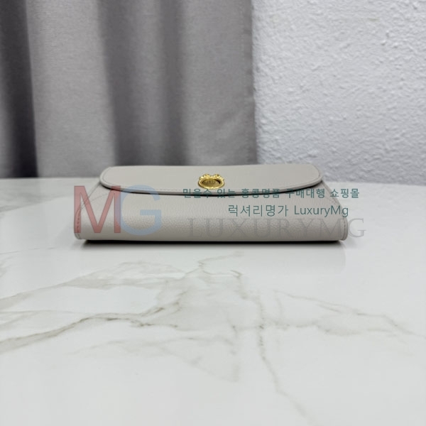 ��� �޴޸��� ������ ��Ʈ�� �Ŀ�ġ S6112-2