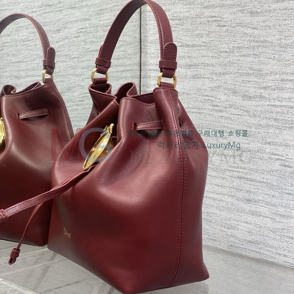 ��� ��Ŷ�� M7704-8