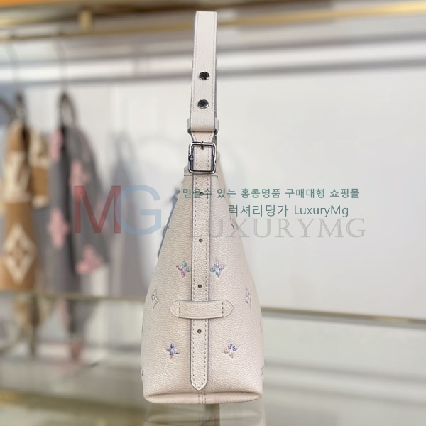 ���̺��� ĳ���� �̽�Ʈ ����Ʈ M2A369-50