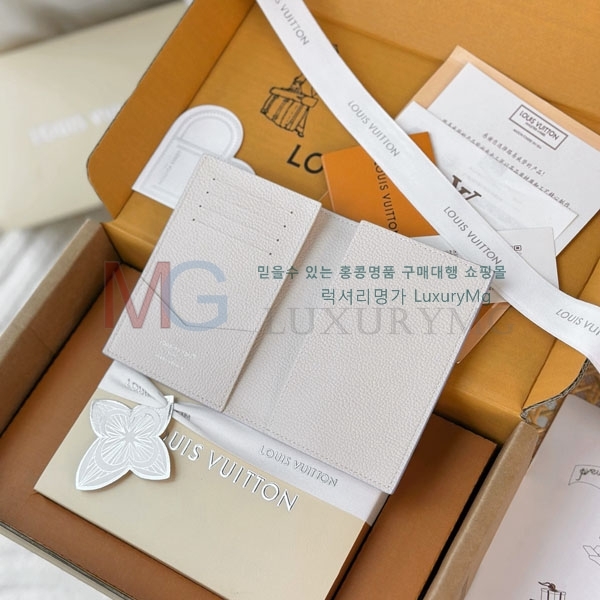 ���̺��� �н���Ʈ Ŀ�� �������� M29811-50
