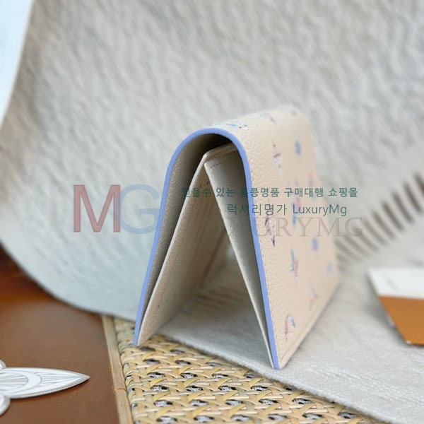 ���̺��� �н���Ʈ Ŀ�� �������� M29811-50