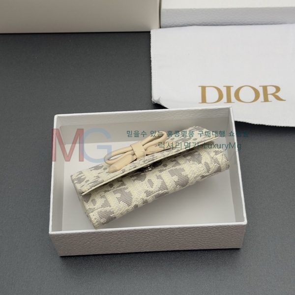 ��� ���ҳ��� �۸��� ���� S25006-2