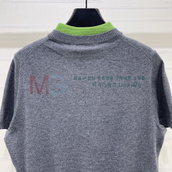 ���� �̿�̿� ���� Ƽ���� MU376880-1