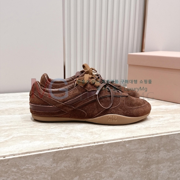 ���� �̿�̿� ����Ŀ�� MIU012585