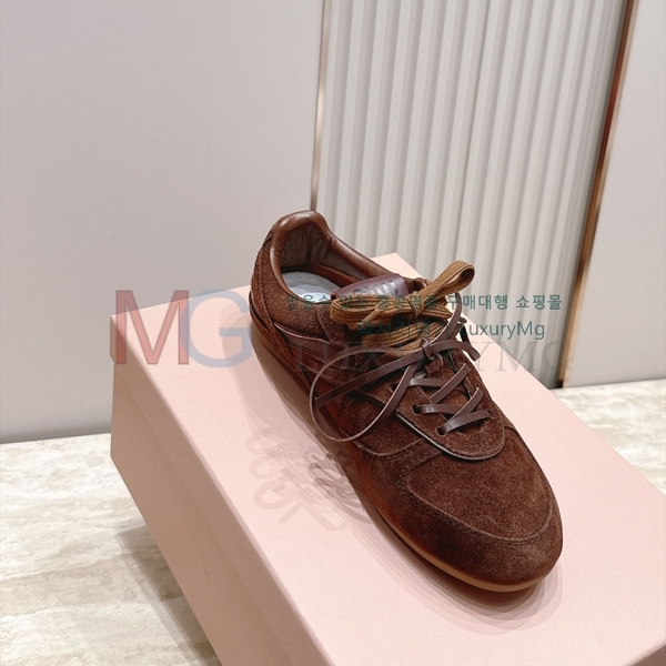 ���� �̿�̿� ����Ŀ�� MIU012585
