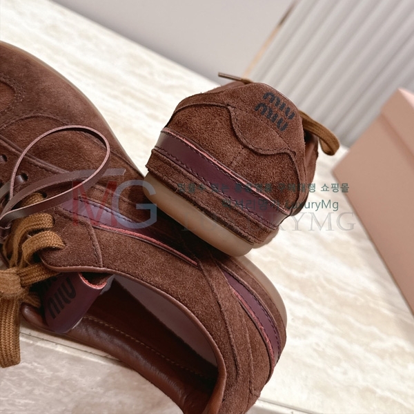 ���� �̿�̿� ����Ŀ�� MIU012585