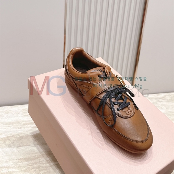 ���� �̿�̿� ����Ŀ�� MIU012596-1